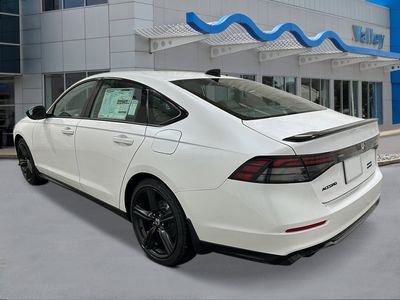 2026 Honda Accord Hybrid - Photo 3