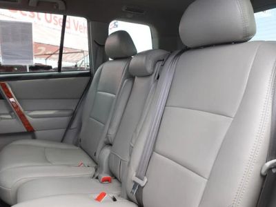 2012 Toyota Highlander - Photo 24