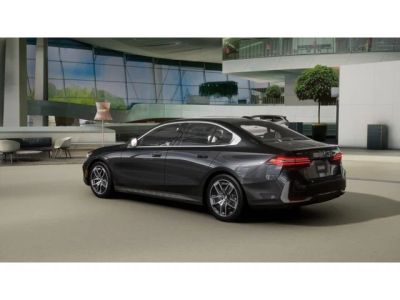 2027 BMW 5 Series - Photo 2