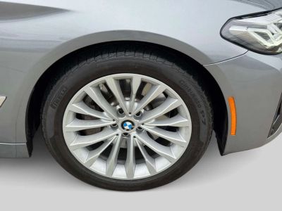 2023 BMW 5 Series — photo 7 view