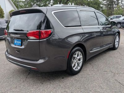 2018 Chrysler Pacifica - Photo 5