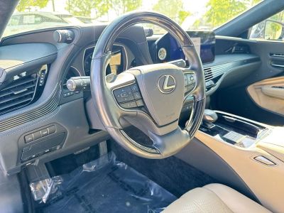 2023 Lexus LS - Photo 20