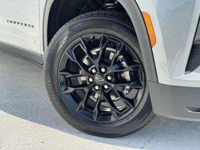 2026 Chevrolet Traverse LT - Photo 5