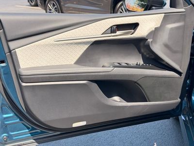 2025 Toyota Camry XLE - Photo 25