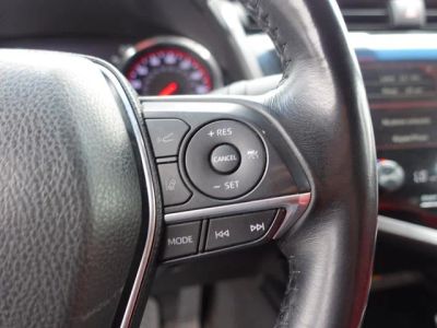 2019 Toyota Camry - Photo 16