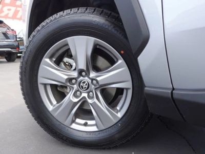 2024 Toyota RAV4 - Photo 13