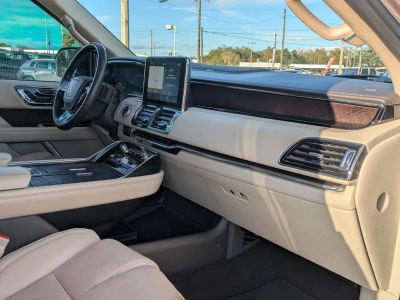 2018 Lincoln Navigator L - Photo 16