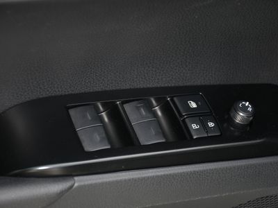 2026 Toyota Camry - Photo 6