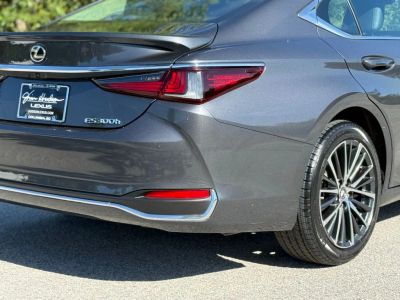 2023 Lexus ES - Photo 13