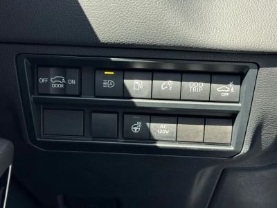2024 Toyota Sequoia - Photo 29