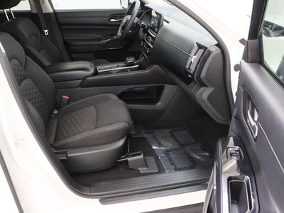 2022 Nissan Pathfinder FWD - Photo 39