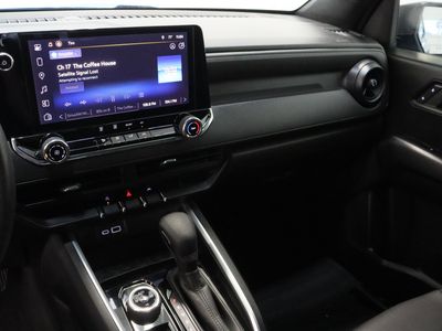 2024 Chevrolet Colorado 4WD - Photo 15