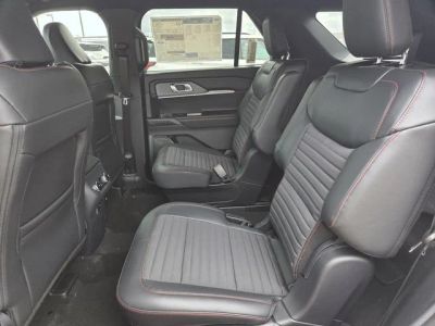 2026 Ford Explorer — photo 16 view