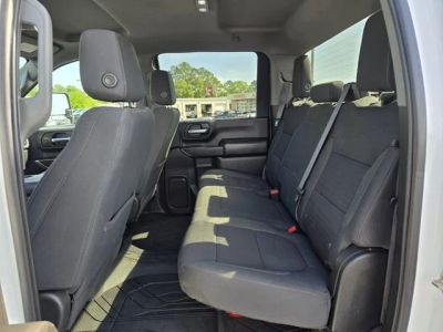 2022 Chevrolet Silverado 2500HD — photo 16 view