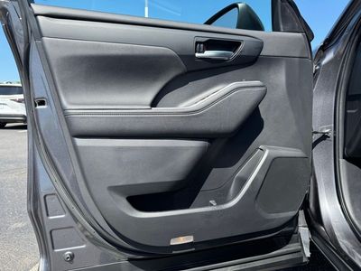 2024 Toyota Highlander XLE - Photo 15
