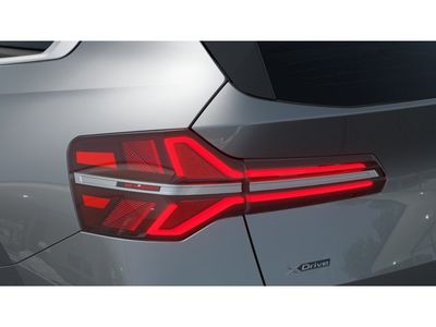 2026 BMW X3 30 xDrive — photo 8 view