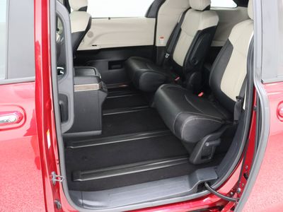 2025 Toyota Sienna AWD - Photo 30