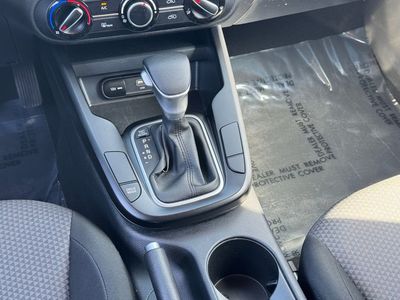 2024 Kia Soul LX — photo 17 view