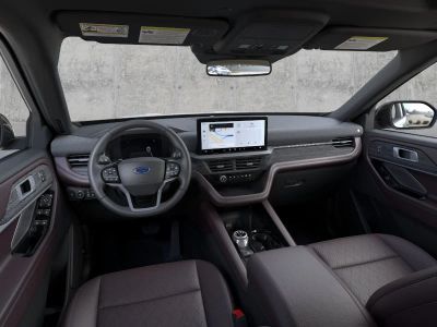 2026 Ford Explorer — photo 9 view