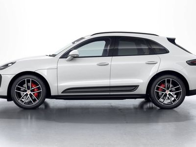 2026 Porsche Macan — side profile view