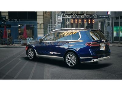 2026 BMW X7 - Photo 2