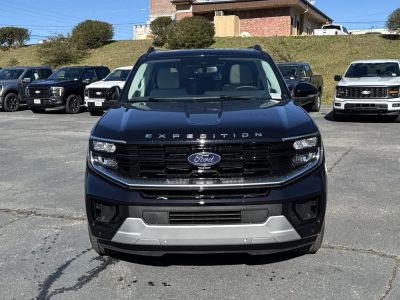 2026 Ford Expedition Max - Photo 3