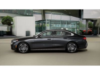 2027 BMW 5 Series - Photo 4