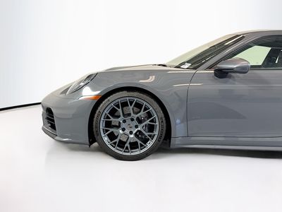 2025 Porsche 911 — photo 28 view