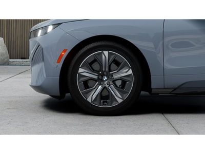 2026 BMW iX xDrive45 - Photo 7