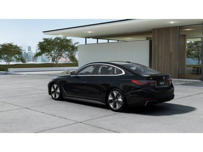2026 BMW i4 xDrive40 - Photo 2