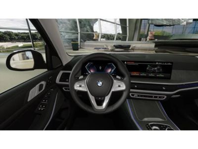 2026 BMW X7 - Photo 13