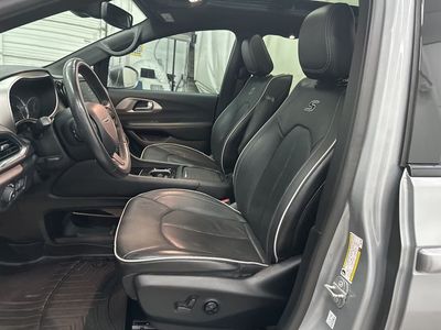 2021 Chrysler Pacifica Hybrid - Photo 19