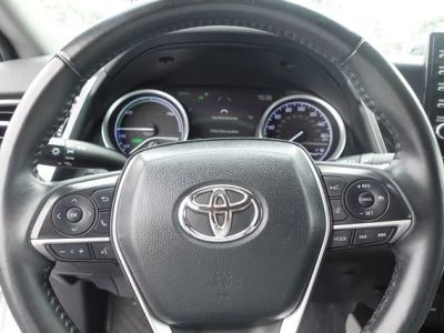 2022 Toyota Camry Hybrid - Photo 14