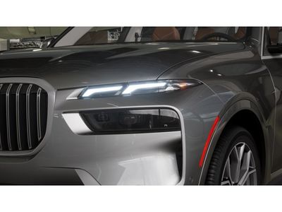 2026 BMW X7 - Photo 6