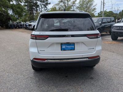 2023 Jeep Grand Cherokee - Photo 4