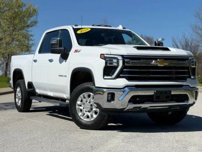 2024 Chevrolet Silverado 2500 HD - Photo 2
