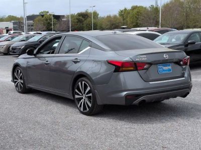 2022 Nissan Altima - Photo 2