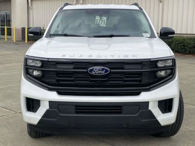 2026 Ford Expedition - Photo 8