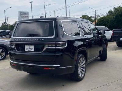 2022 Jeep Grand Wagoneer - Photo 9