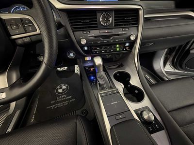 2022 Lexus RX 350 - Photo 16