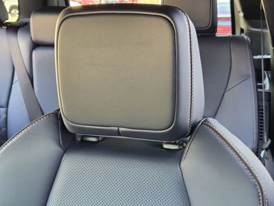 2026 Toyota 4Runner i-FORCE MAX - Photo 16