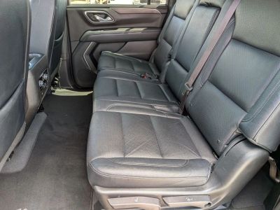 2023 Chevrolet Suburban - Photo 19