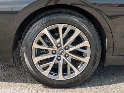 2023 Lexus ES - Photo 9
