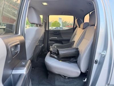 2021 Toyota Tacoma - Photo 15