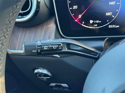 2025 Mercedes-Benz GLC — photo 24 view