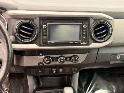 2019 Toyota Tacoma - Photo 17