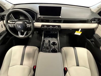 2026 Honda Pilot - Photo 17