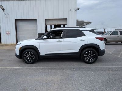 2021 Chevrolet TrailBlazer - Photo 2