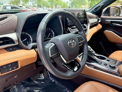 2021 Toyota Highlander Platinum - Photo 20
