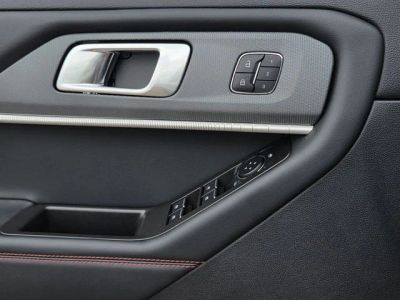 2026 Ford Explorer — photo 44 view